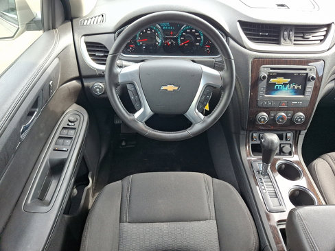 Used 2016 Chevrolet Traverse LT w/ Style and Technology Package image 11