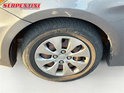 Used 2016 Hyundai Accent SE image 22