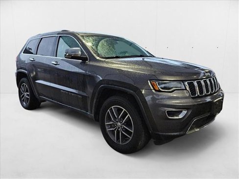 Used 2018 Jeep Grand Cherokee Limited w/ Luxury Group II image 2