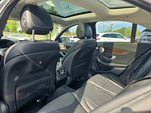 Used 2017 Mercedes-Benz C 300 4MATIC Sedan image 23