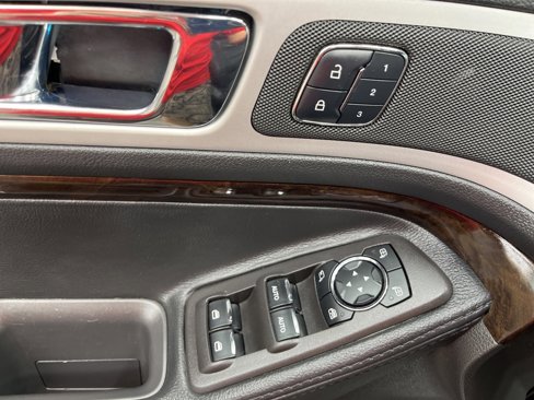 Used 2015 Ford Explorer Limited image 30