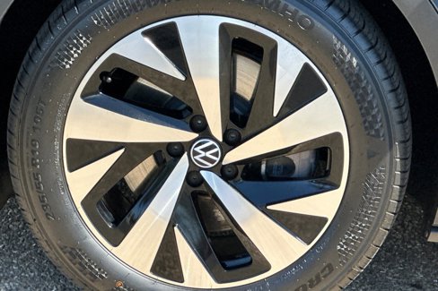 Certified 2023 Volkswagen ID.4 Pro image 27