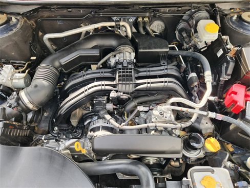 Used 2023 Subaru Outback Premium image 31