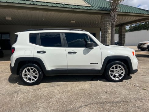 Used 2020 Jeep Renegade Sport w/ Sport Appearance Group image 4