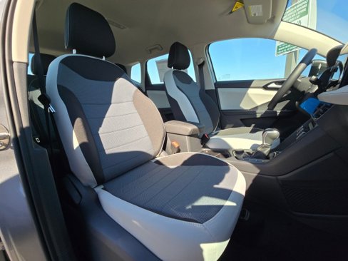New 2025 Volkswagen Taos S image 12
