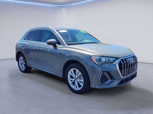 Used 2022 Audi Q3 2.0T Premium image 2
