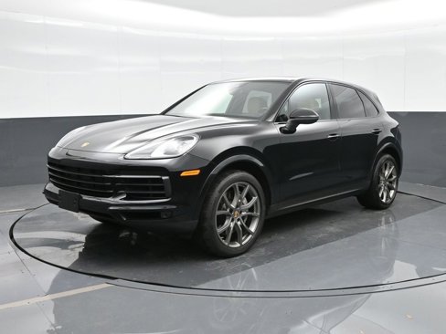 Certified 2023 Porsche Cayenne image 1