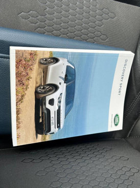 Used 2019 Land Rover Discovery Sport SE image 18