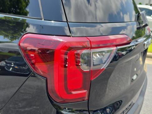 Used 2021 GMC Acadia SLT w/ Elevation Edition image 35
