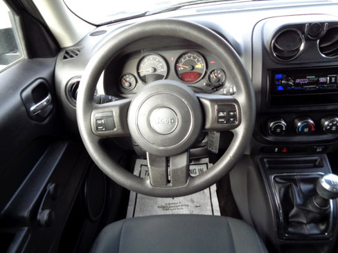 Used 2014 Jeep Patriot Sport w/ Tire & Wheel Group image 22