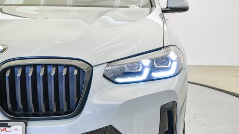 Certified 2023 BMW X3 xDrive30i w/ M Sport Package image 9