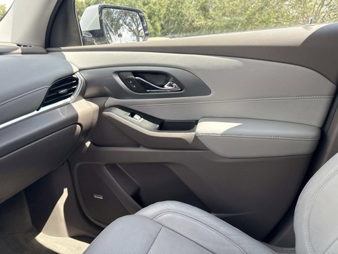 Used 2019 Chevrolet Traverse Premier w/ Driver Confidence II Package image 23