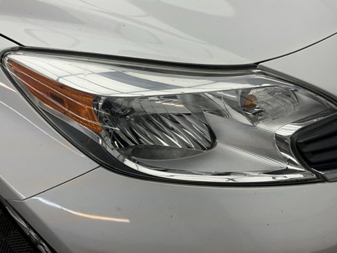 Used 2016 Nissan Versa Note SV image 19