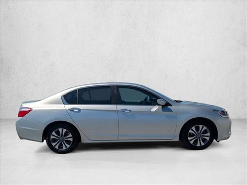 Used 2015 Honda Accord LX image 4
