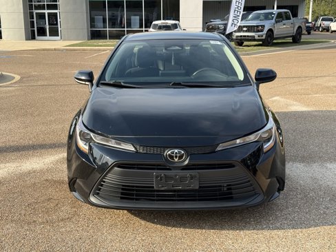 Used 2024 Toyota Corolla LE image 2