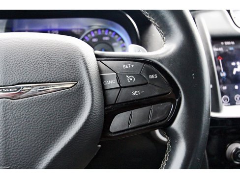 Used 2017 Chrysler 300 S image 22