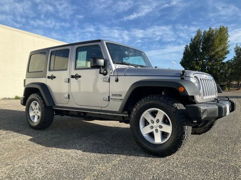 Used 2018 Jeep Wrangler Unlimited Sport S image 18