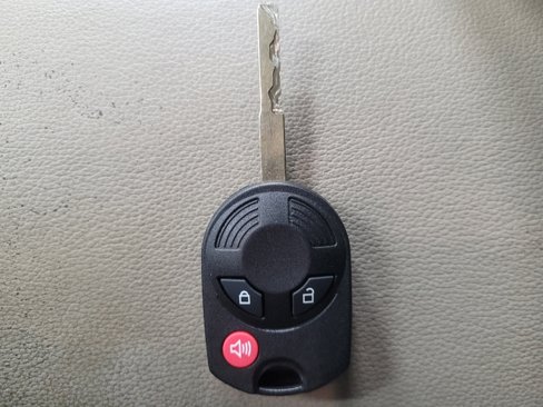 Used 2018 Ford Escape SE image 32