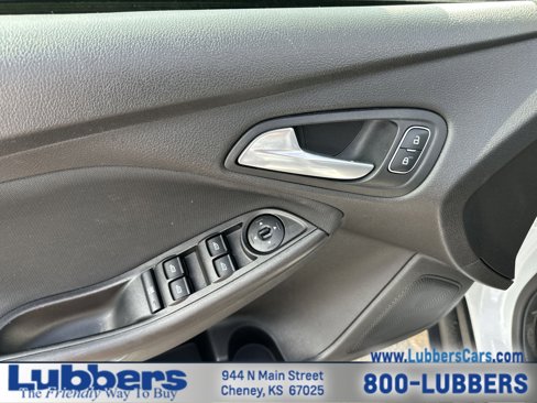 Used 2018 Ford Focus SE image 12