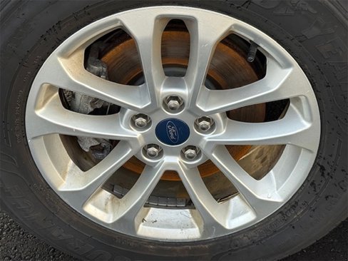 Used 2020 Ford Escape SE image 11