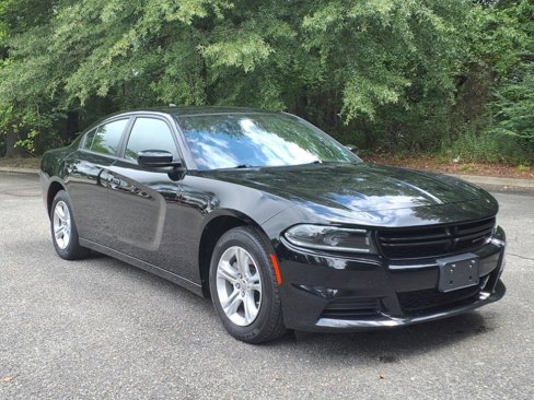 Used 2023 Dodge Charger SXT image 1