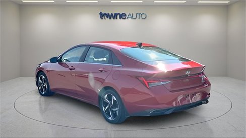Used 2022 Hyundai Elantra Limited image 5