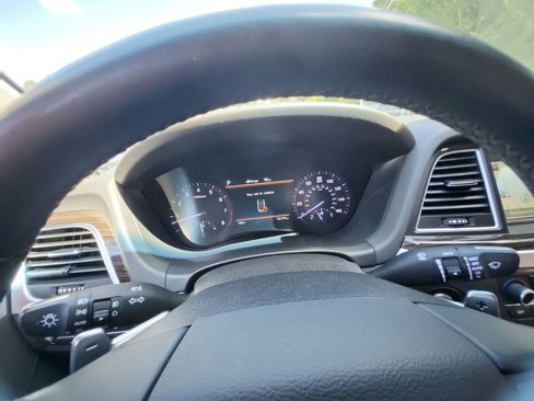 Used 2018 Genesis G80 3.8 w/ Option Group 02 image 16