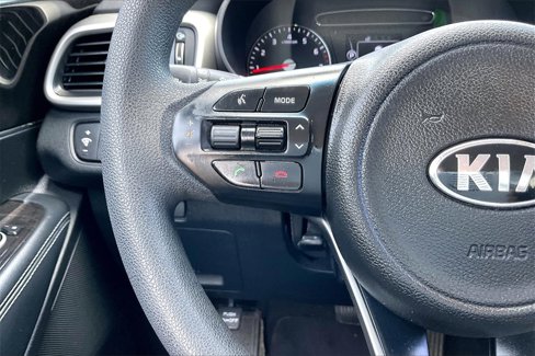 Used 2018 Kia Sorento LX image 10