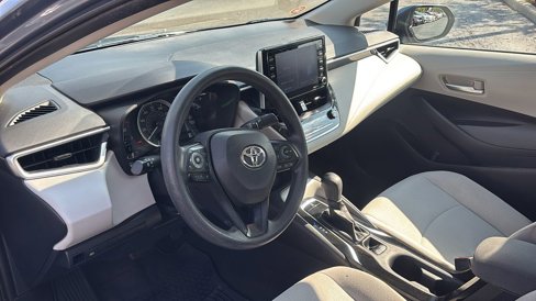 Used 2021 Toyota Corolla LE image 26