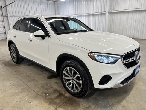 Used 2024 Mercedes-Benz GLC 300 image 1