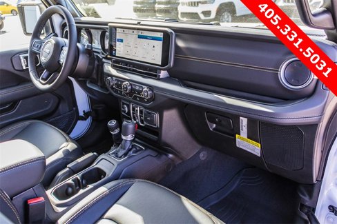 New 2025 Jeep Gladiator Sport image 21