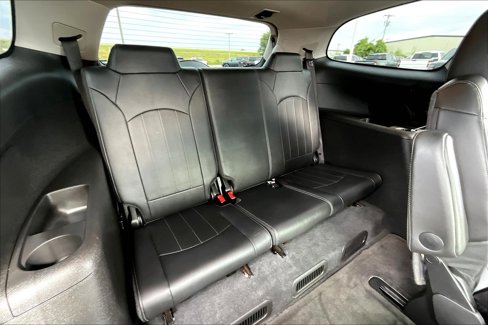 Used 2017 Buick Enclave Premium image 30