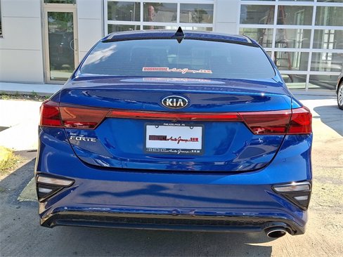 Certified 2020 Kia Forte LXS image 5