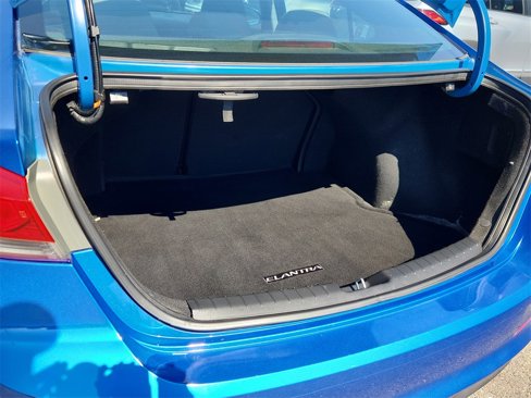 Used 2018 Hyundai Elantra Value Edition w/ Cargo Package image 11