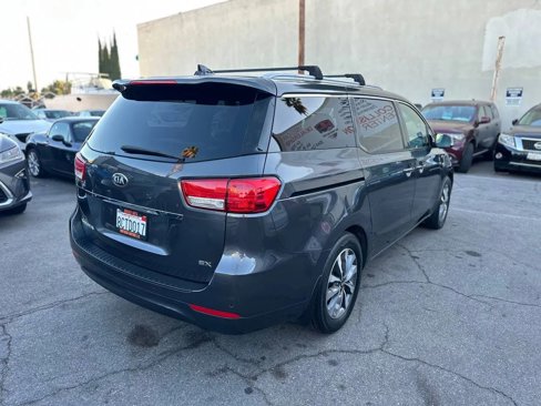 Used 2015 Kia Sedona SX image 16