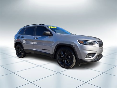 Used 2020 Jeep Cherokee Latitude Plus image 2