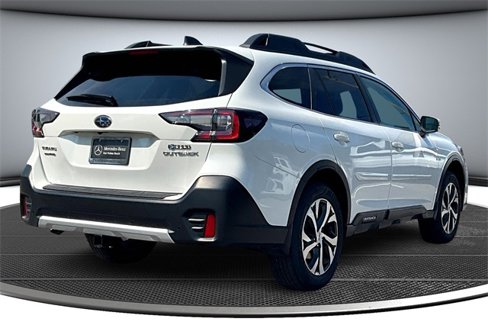 Used 2022 Subaru Outback Limited image 6