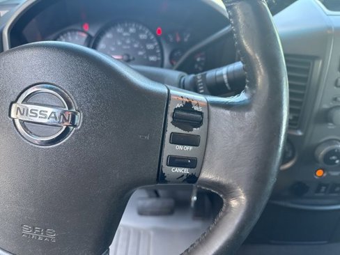 Used 2004 Nissan Titan SE w/ (OF1) SE Off-Road Pkg image 12