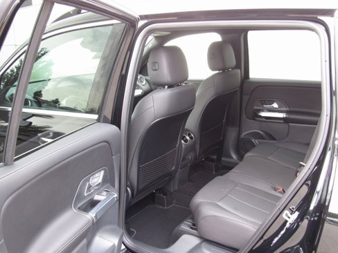New 2025 Mercedes-Benz GLB 250 4MATIC image 14