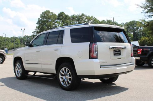 Used 2015 GMC Yukon Denali w/ Touring Package image 5