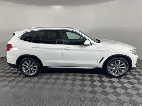Used 2019 BMW X3 xDrive30i w/ Premium Package image 9