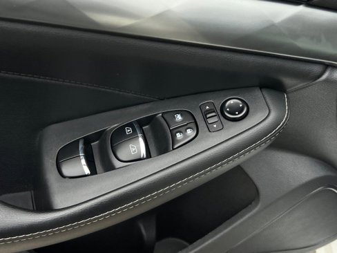 Used 2021 Nissan Maxima 3.5 SV w/ Floor Mat Group image 13