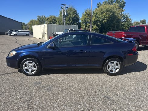 Used 2009 Pontiac G5 image 2