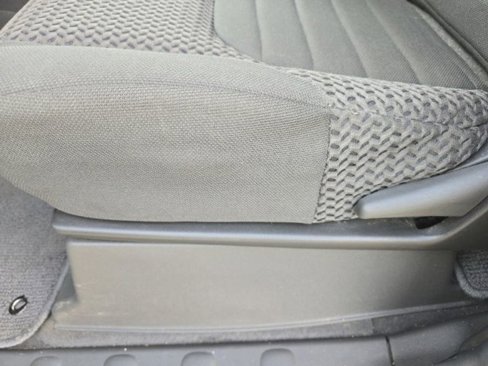 Used 2021 Nissan Frontier SV image 9