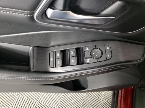 Used 2021 Nissan Rogue SV image 9