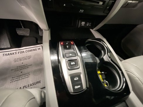 Used 2021 Honda Pilot Touring image 16