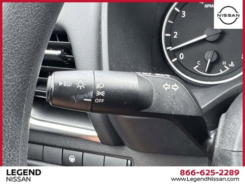 Certified 2022 Nissan Rogue SV image 23