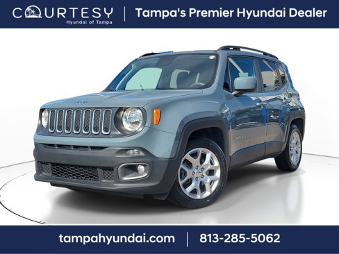 Used 2018 Jeep Renegade Latitude image 1