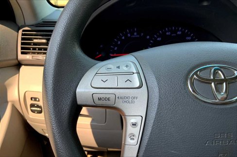 Used 2011 Toyota Camry LE image 23