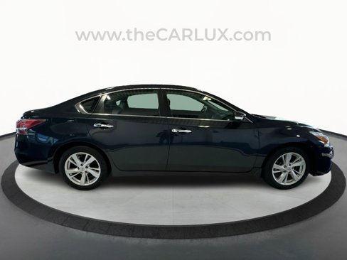 Used 2015 Nissan Altima 2.5 SV image 8